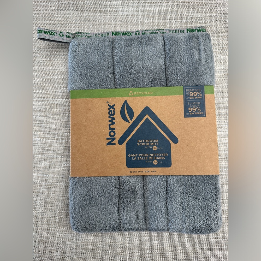 Norwex Bathroom Scrub Mitt - Graphite Color